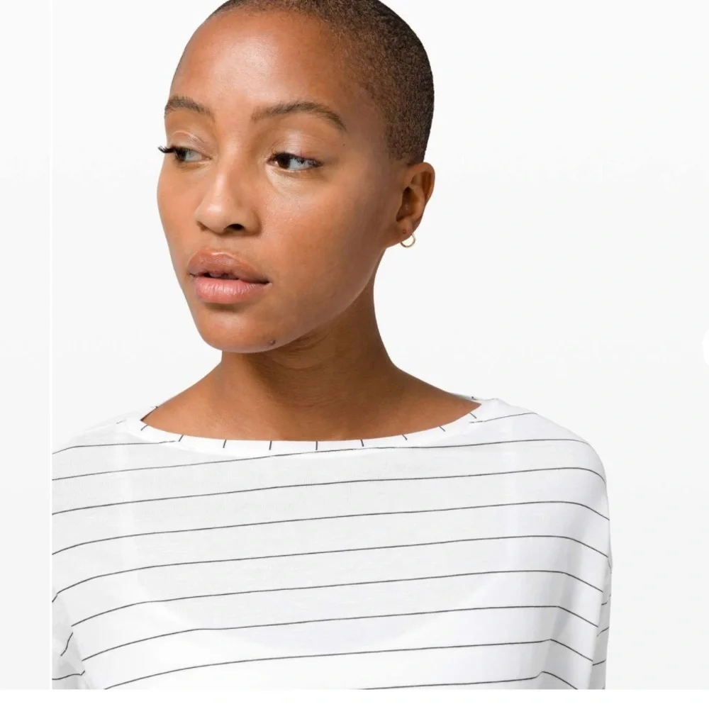 Lululemon Back In Action Long Sleeve Short Serve Stripe White Black Stripe Sz 6